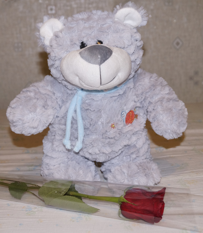 Наш подарочек на 8 Марта...