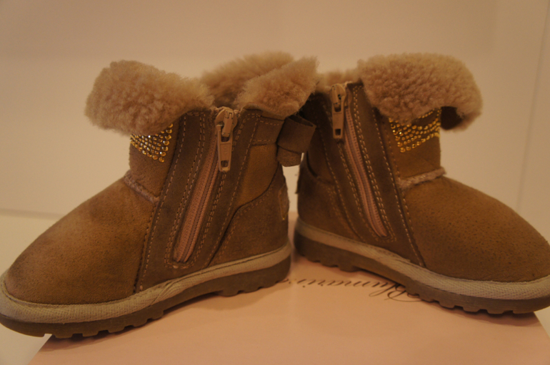 Угги Blumarine 22 р-р 2300 р. + почта