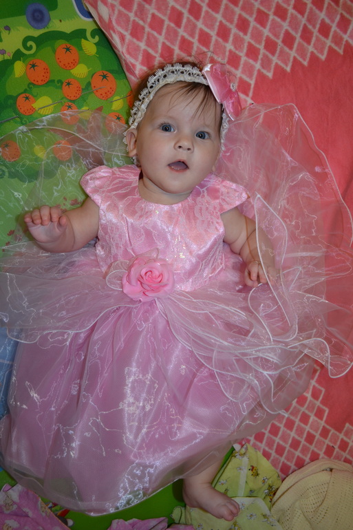 Ну вот и нам пора показаться и познакомиться со всеми