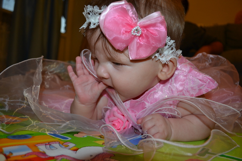 Ну вот и нам пора показаться и познакомиться со всеми