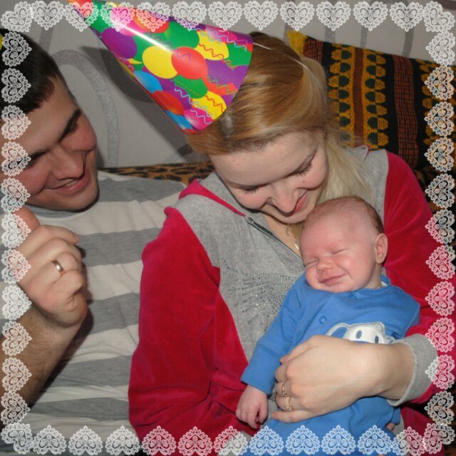 А нам 1 месяц и 8 дней:))))