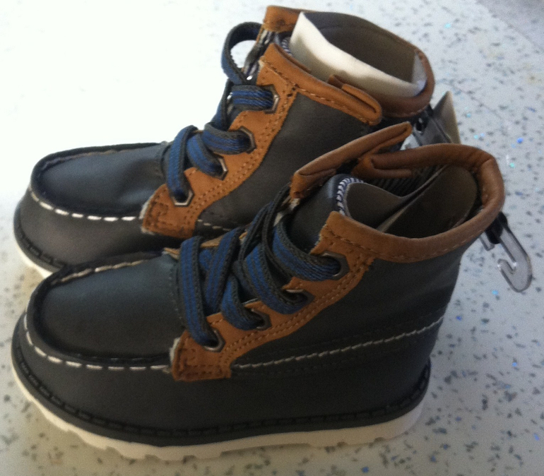 Новые высокие ботинки на шнурках Carters из Америки