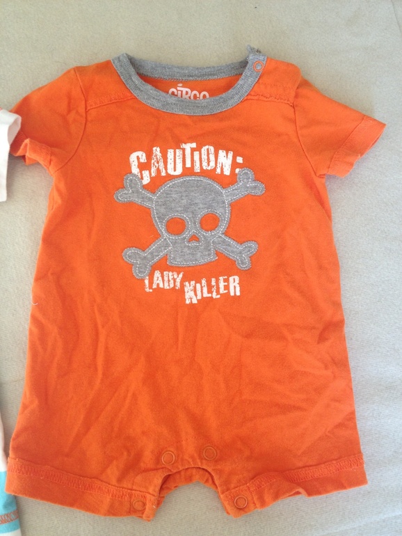 Два песочника Circo на 3-6 мес 350 руб