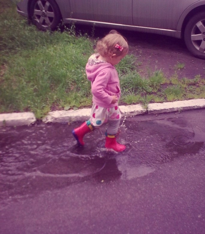 Качай меня высоко, чтобы я боялась)