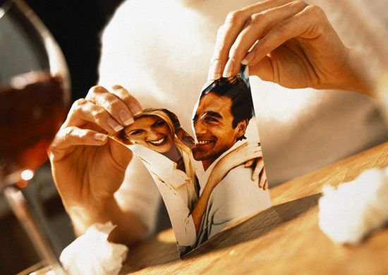 Брак перестал быть святыней ...