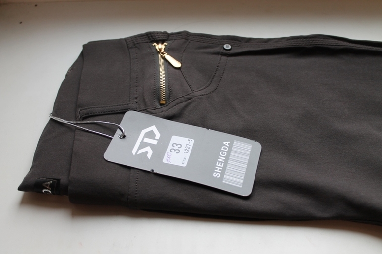 Платье Karen Millen, юбка sinequanone, туфли salamander, блузки, брюки.