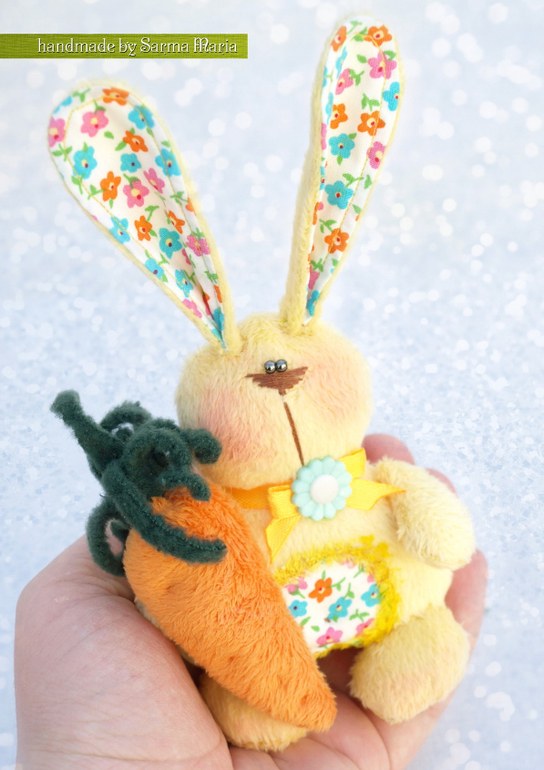 Зайцы приносящие счастье и..........морковки)))))