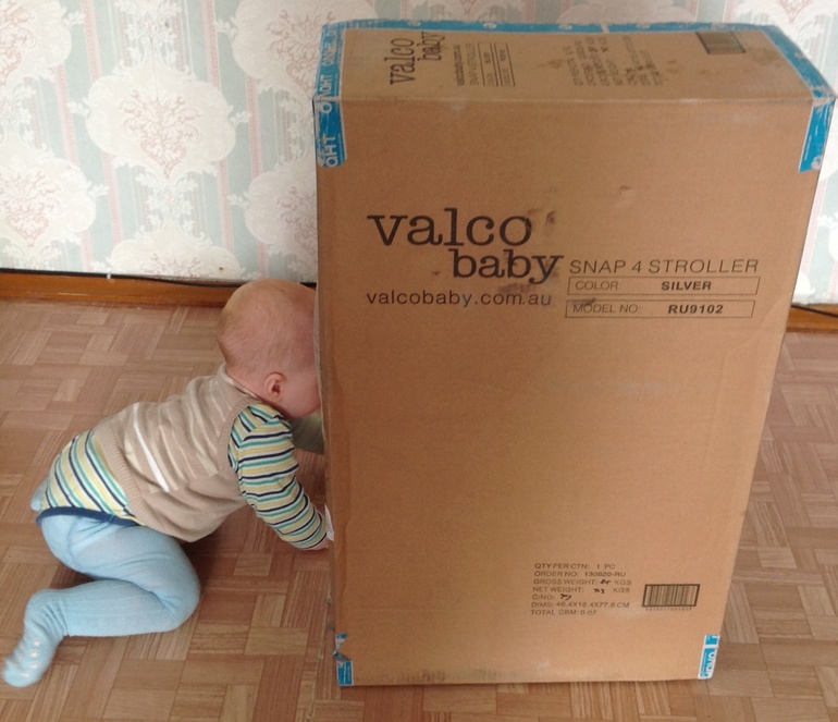 Приехал наш Снапик, прям к 8 марта))