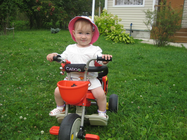 Запоздалый отчет о том, как мы отметили первый годик нашей любимой дочки Софии))))