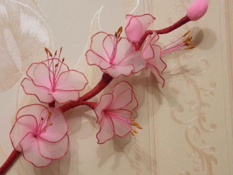 Опробовала новый материал - капрон. Хвастаюсь первыми результатами))