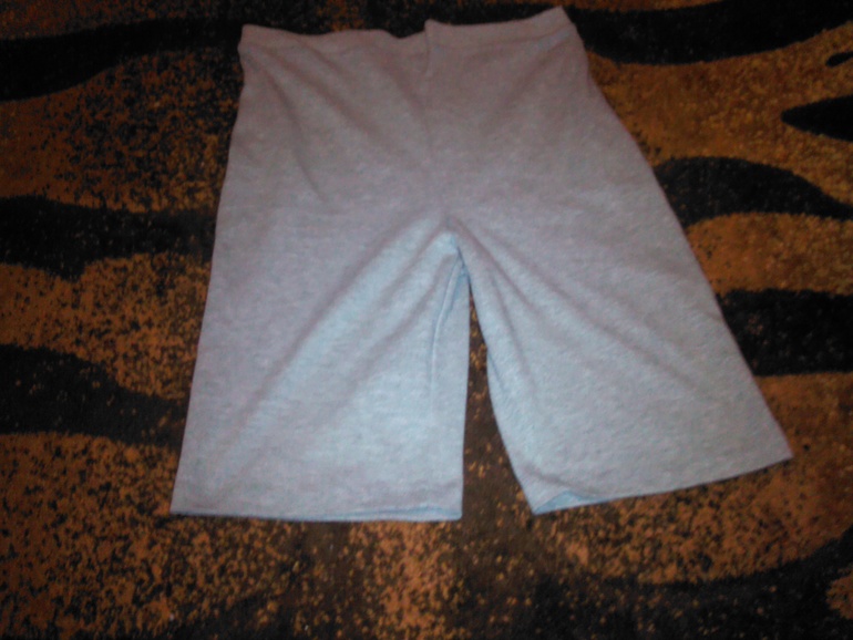 Продам плащ летний и комбез для беременных