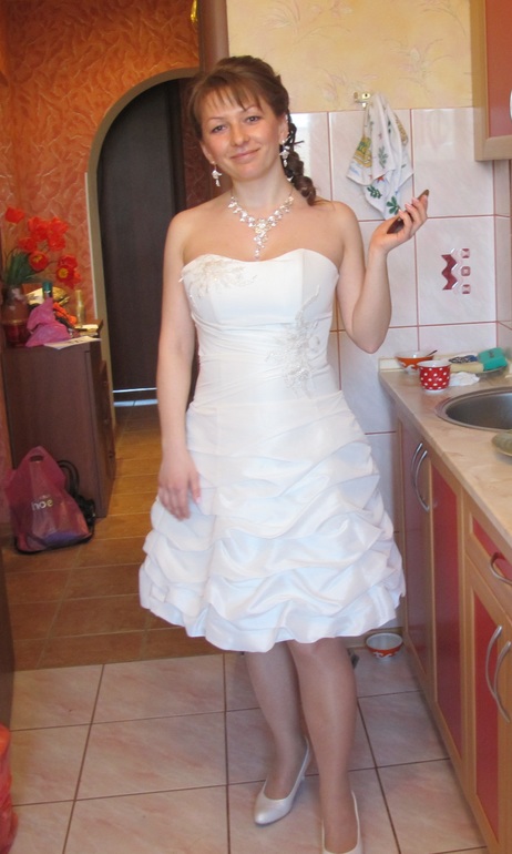 Свадебное платье.3000р.