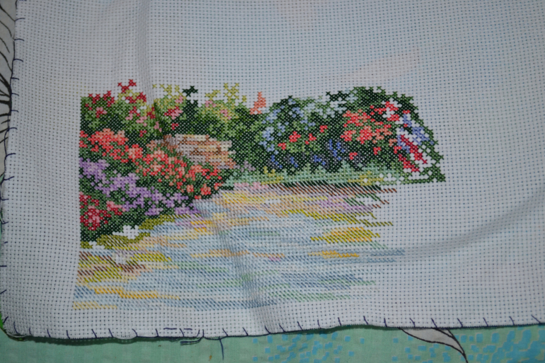 Начинаю вышивать домик своей мечты!