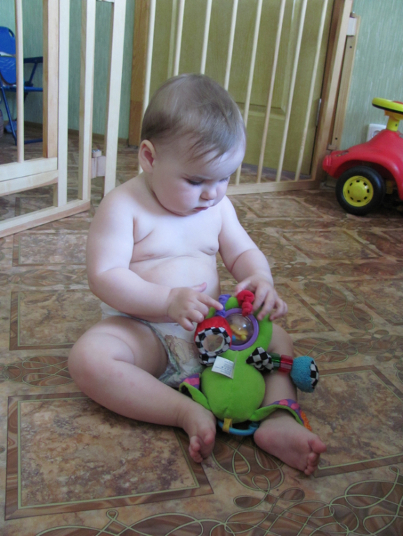 Двойнецам 10 месяцев и 1 день