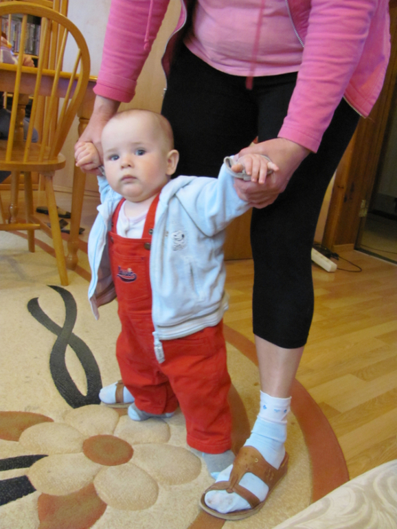 Двойнецам 10 месяцев и 1 день