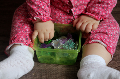 Тактильные коробочки 8 мес.