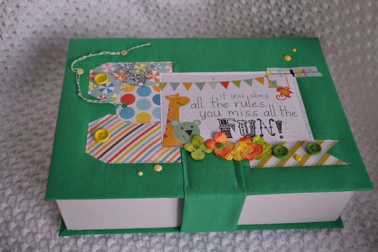 Мамины сокровища 2 шт и папка