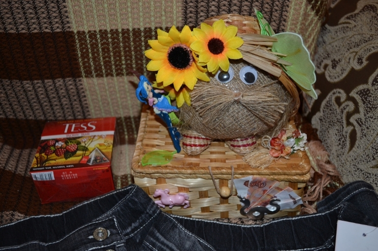 Вагон и КамАЗ подарков!