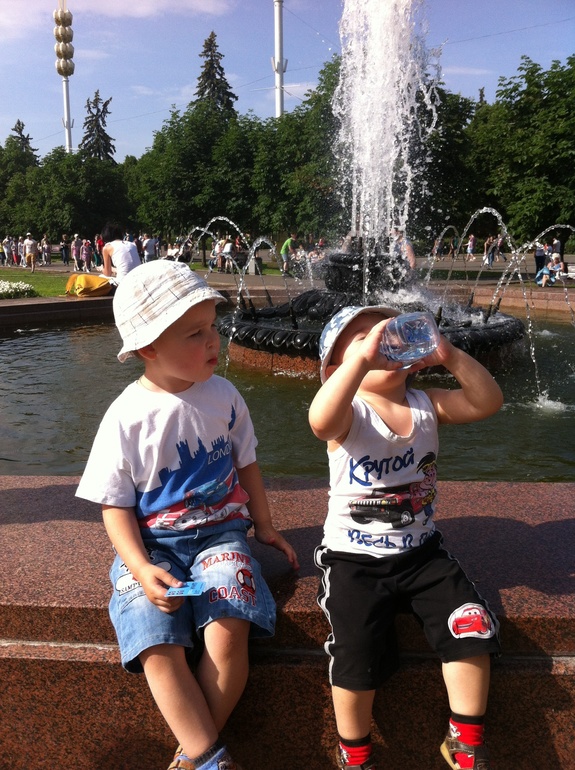 Повзрослели