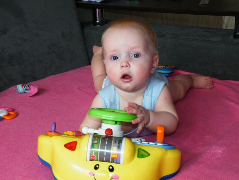 Георгию 7 месяцев