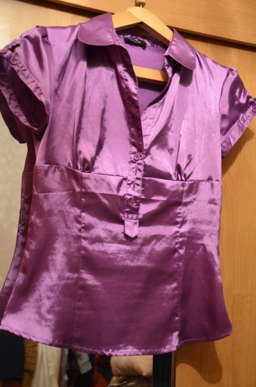 Обмен Вещи б/у размер 40-42, одно платье на 44 размер