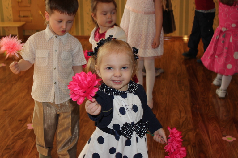 Празднование 8 марта в садике