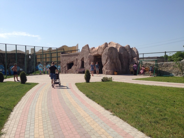 А мы сегодня ездили в частный Зоопарк!