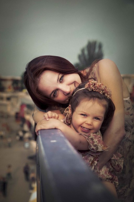 УРА, наш фотограф дал нам еще шедевриков))))