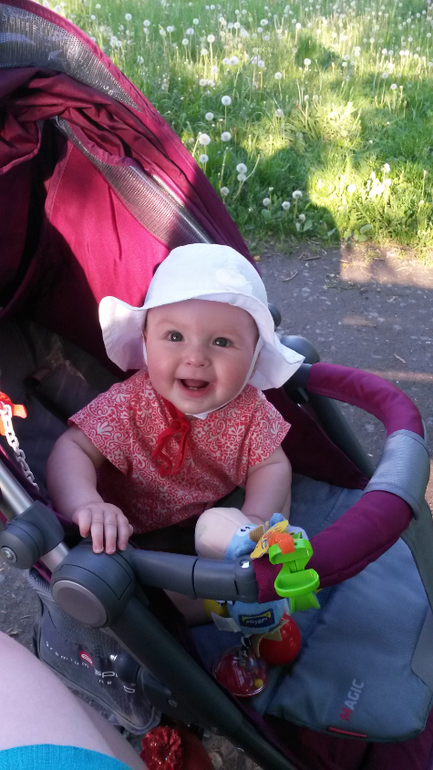 Ангелине полгода!!!!