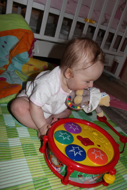 Ангелине полгода!!!!