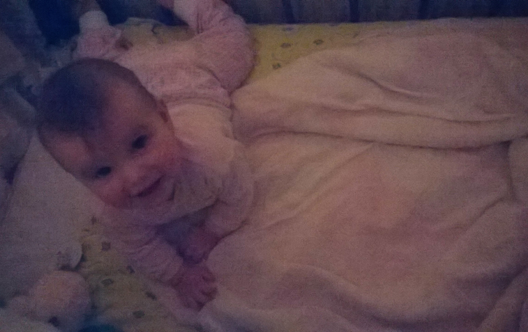 Нам 6 с половинкой месяцев) И немного фото..