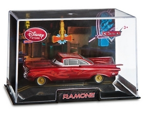 Игрушки из американского Disney Store (куклы, Самолёты, Тачки)