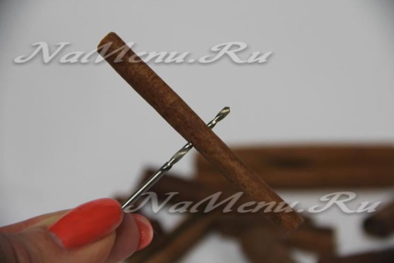 Готовимся к Новому Году! Ёлочка своими руками из корицы.