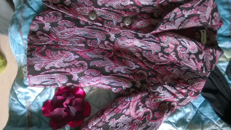 Костюмы, брюки, платья