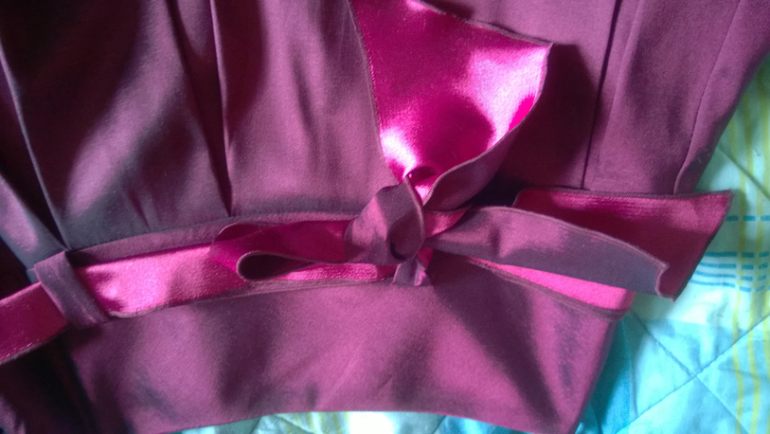 Костюмы, брюки, платья