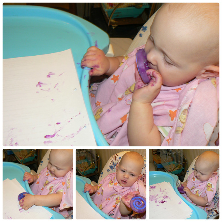 Мы тож попробовали пальчиковые краски.