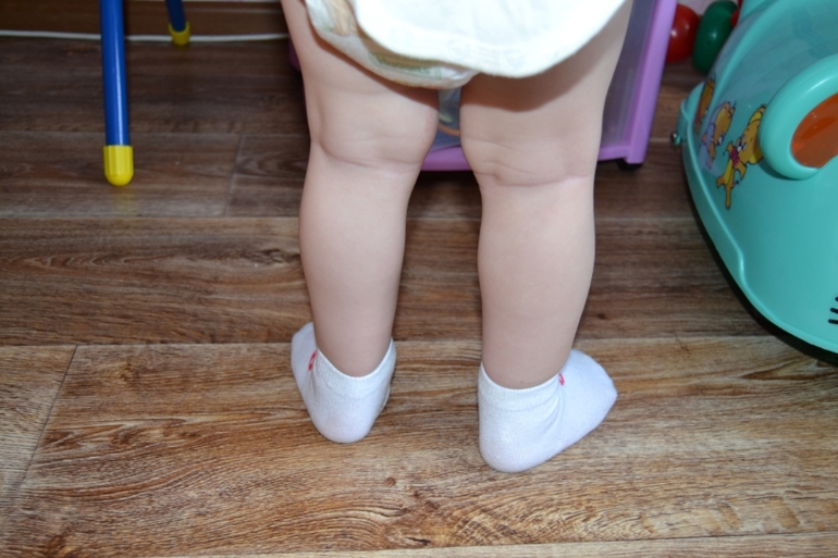 девочки помогите! что-то не так ,какие-то мы кривые...