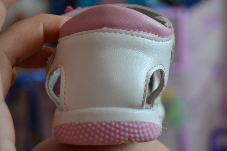 девочки помогите! что-то не так ,какие-то мы кривые...