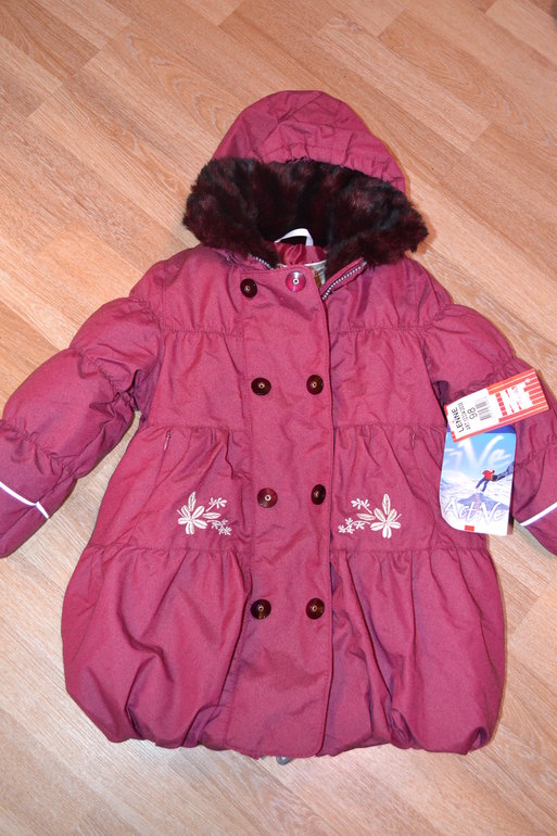 Пальто Керри Ленне НОВОЕ разм 98 (+6) --3000р