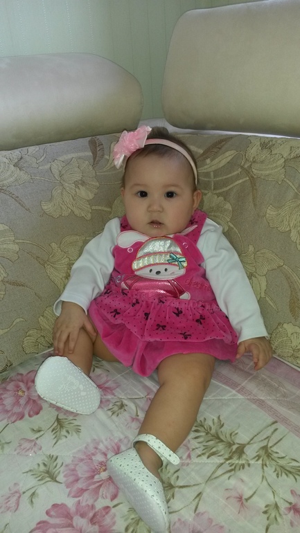 Диане 7 месяцев :)