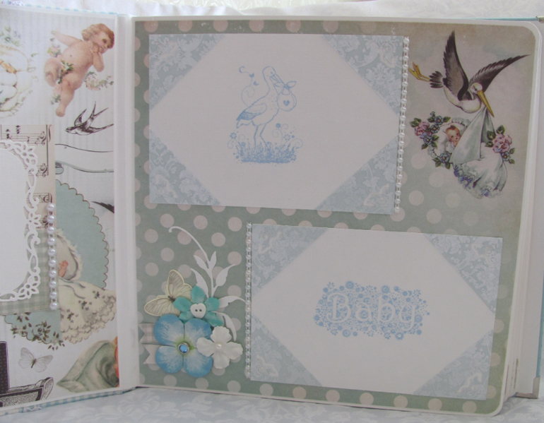 Книга - альбом для пожеланий.