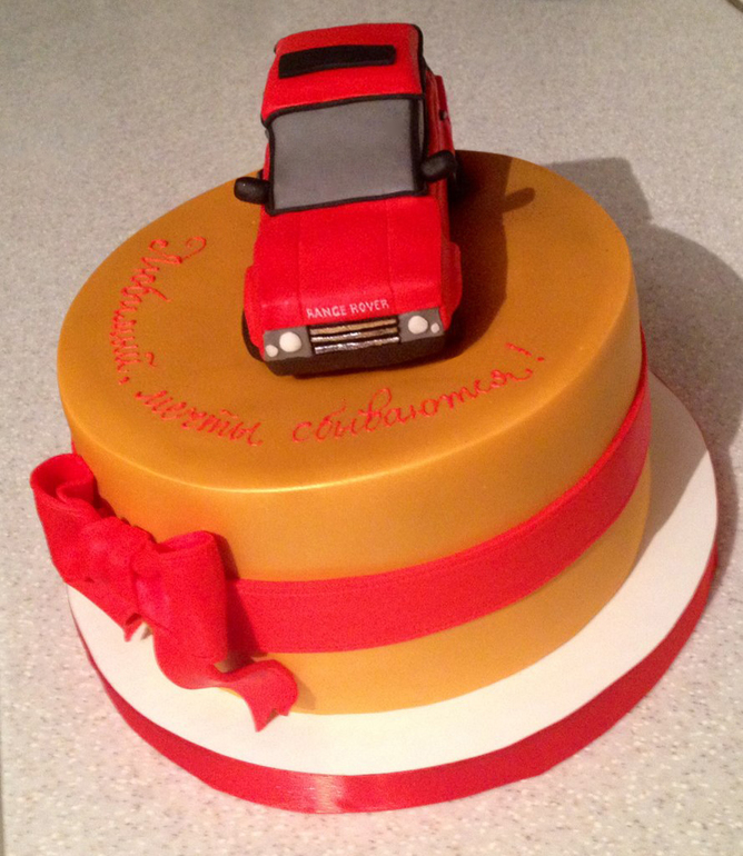 Автомобиль Range Rover