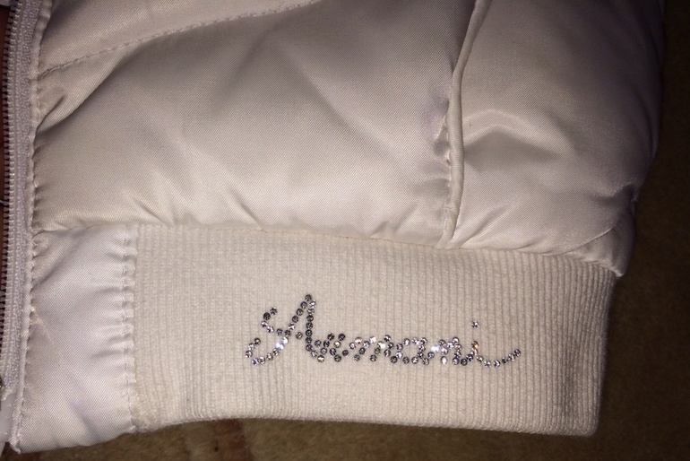 Куртка Армани 10-12 мес. 2 тыс.