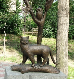 18 апреля - день памятников