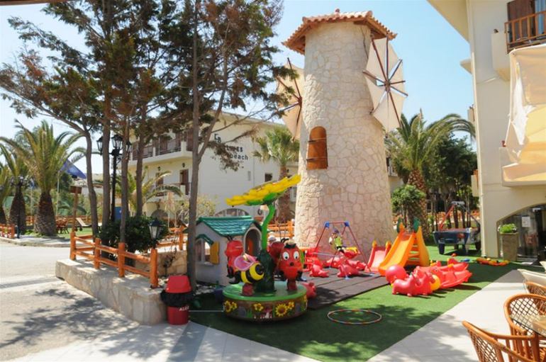 Греция, Крит. Kalyves Beach 4*.