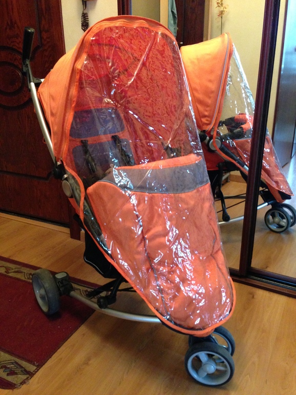 Продам коляску прогулочную почти новую Lider Kids