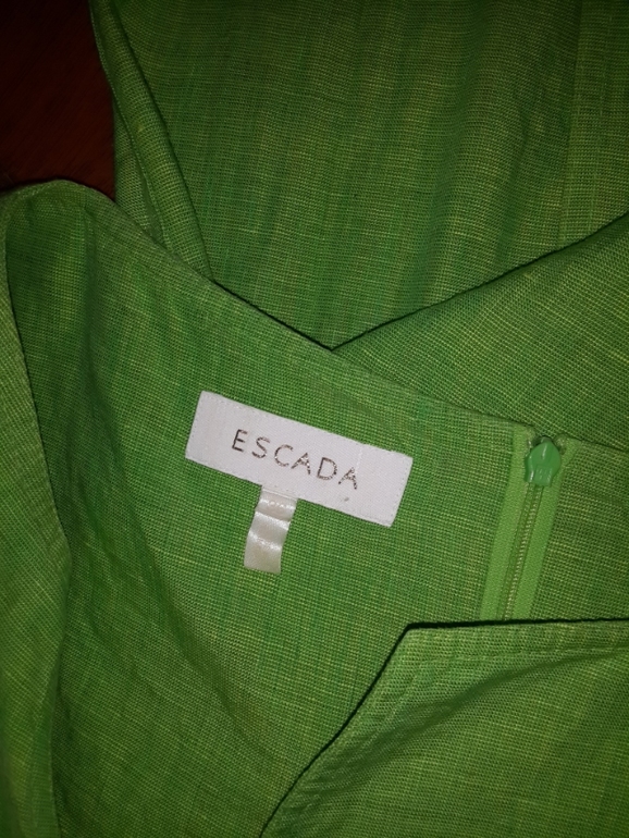 Платье ESCADA
